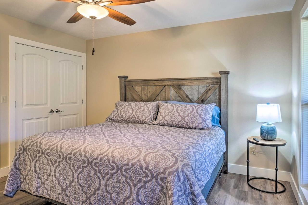 The Cozy Cottage With Lake Taneycomo Access! Branson Exterior foto