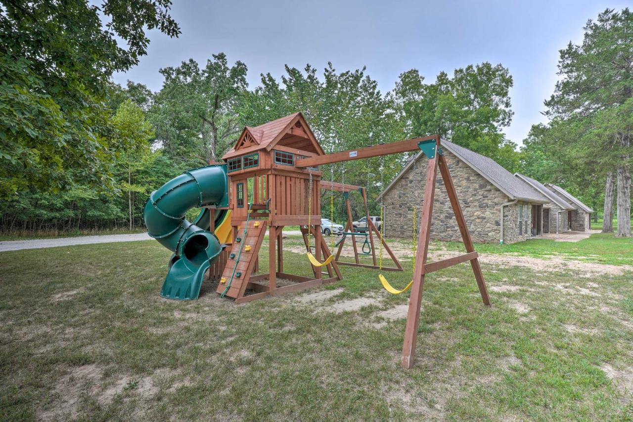 The Cozy Cottage With Lake Taneycomo Access! Branson Exterior foto